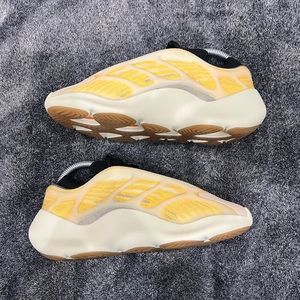 Yeezy 700 V3 'Mono Safflower'